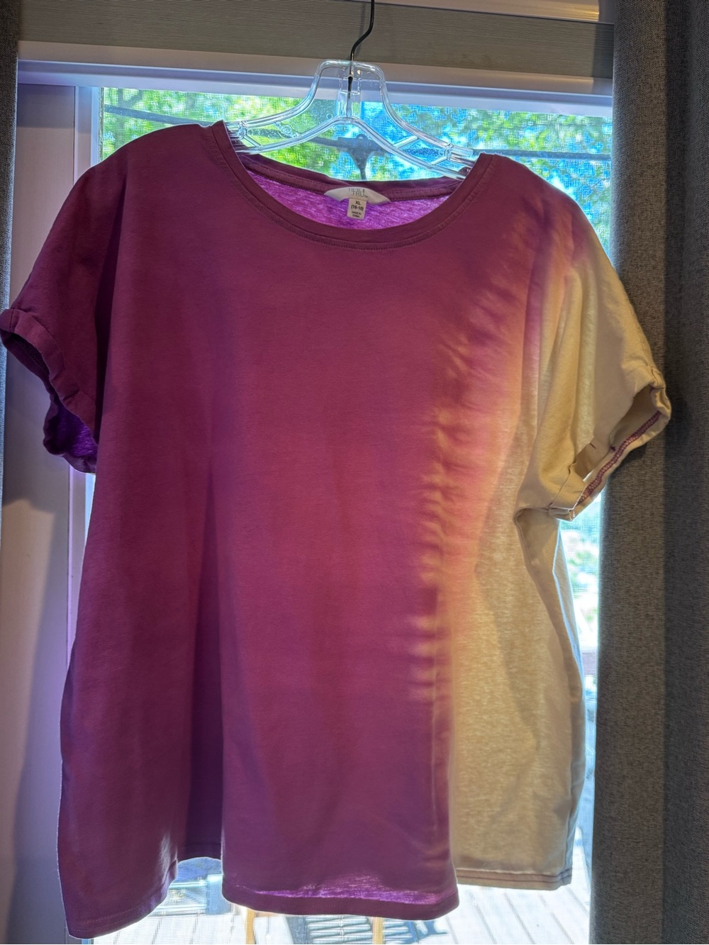 Time and Tru Ombre Mauve to Cream Short Sleeve Tee